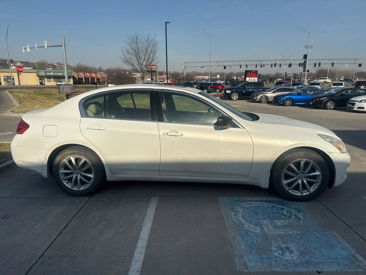 Used 2009 INFINITI G37 x Sedan w/ Premium Pkg image 5