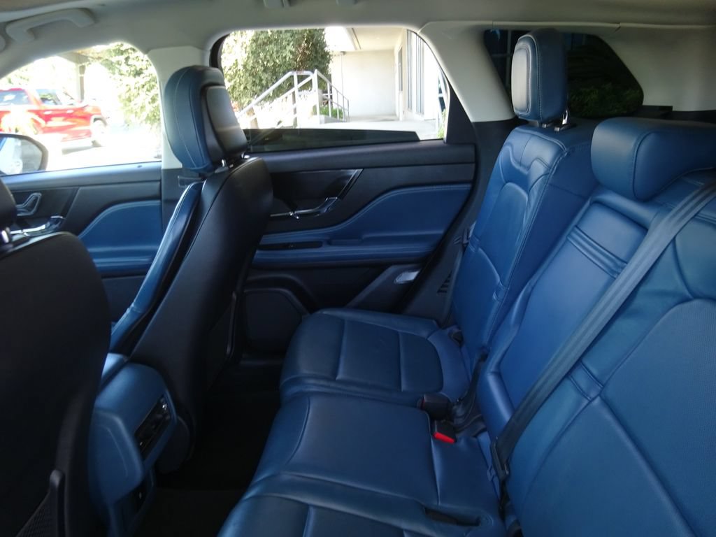 Used 2020 Lincoln Corsair Reserve w/ Beyond Blue Interior Package FWD image 20