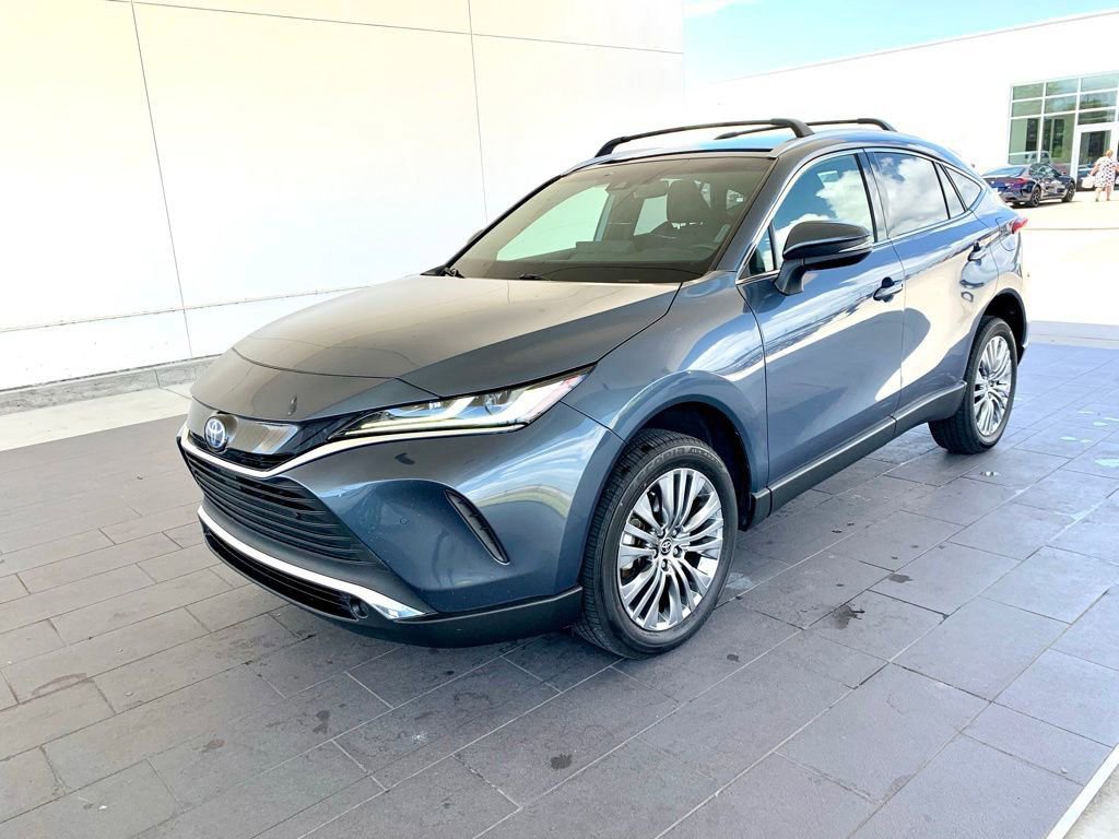 Used 2022 Toyota Venza XLE