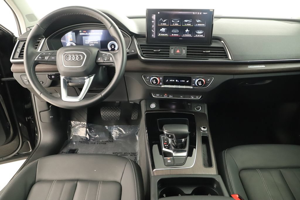 Certified 2023 Audi Q5 2.0T Premium Plus w/ Premium Plus Package AWD/4WD image 18
