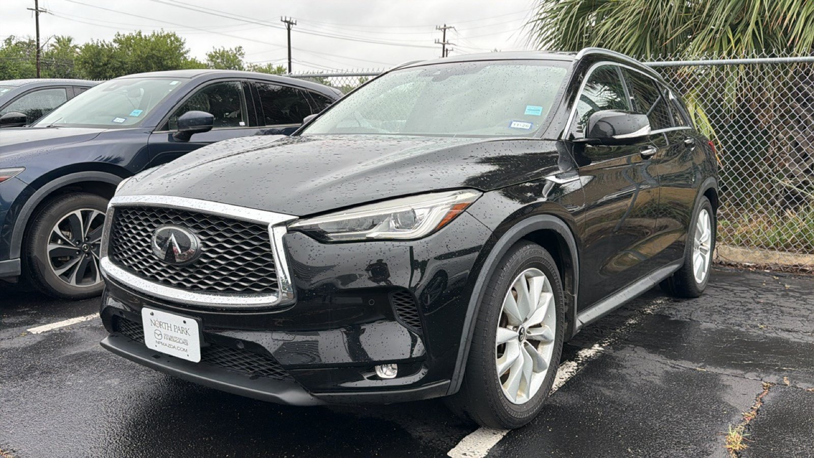Used 2019 INFINITI QX50 Essential w/ Premium Heat Package AWD/4WD image 4