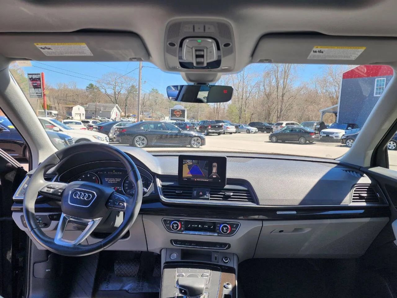 Used 2019 Audi Q5 2.0T Premium w/ Convenience Package AWD/4WD image 18