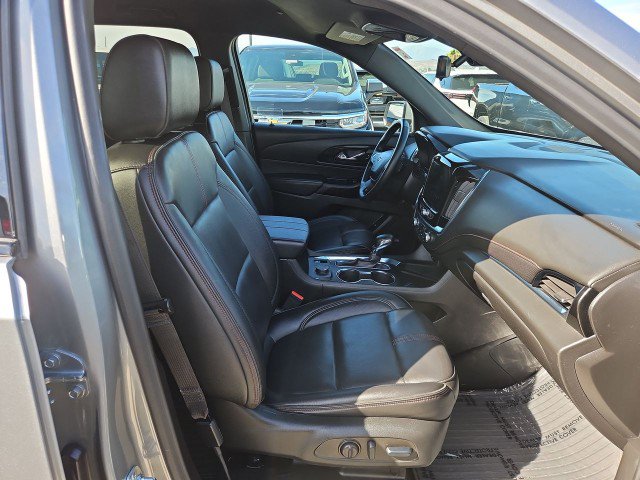 Used 2023 Chevrolet Traverse RS AWD/4WD image 27