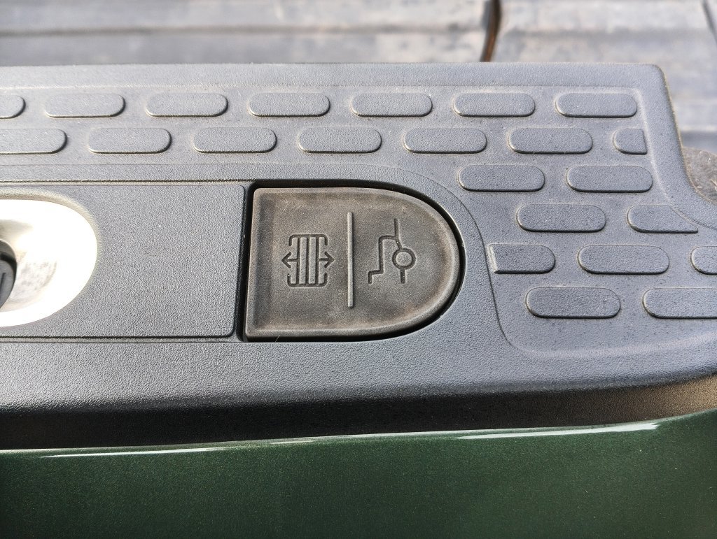 Used 2022 Rivian R1T Launch Edition AWD/4WD image 23