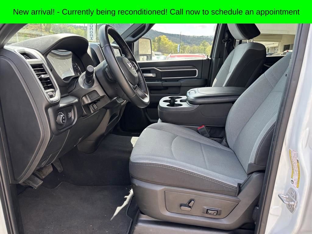 Used 2024 RAM 2500 Big Horn w/ Bed Utility Group image 9