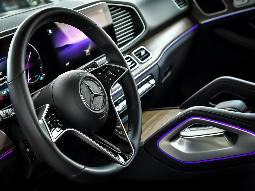 Certified 2025 Mercedes-Benz GLE 450 4MATIC image 17