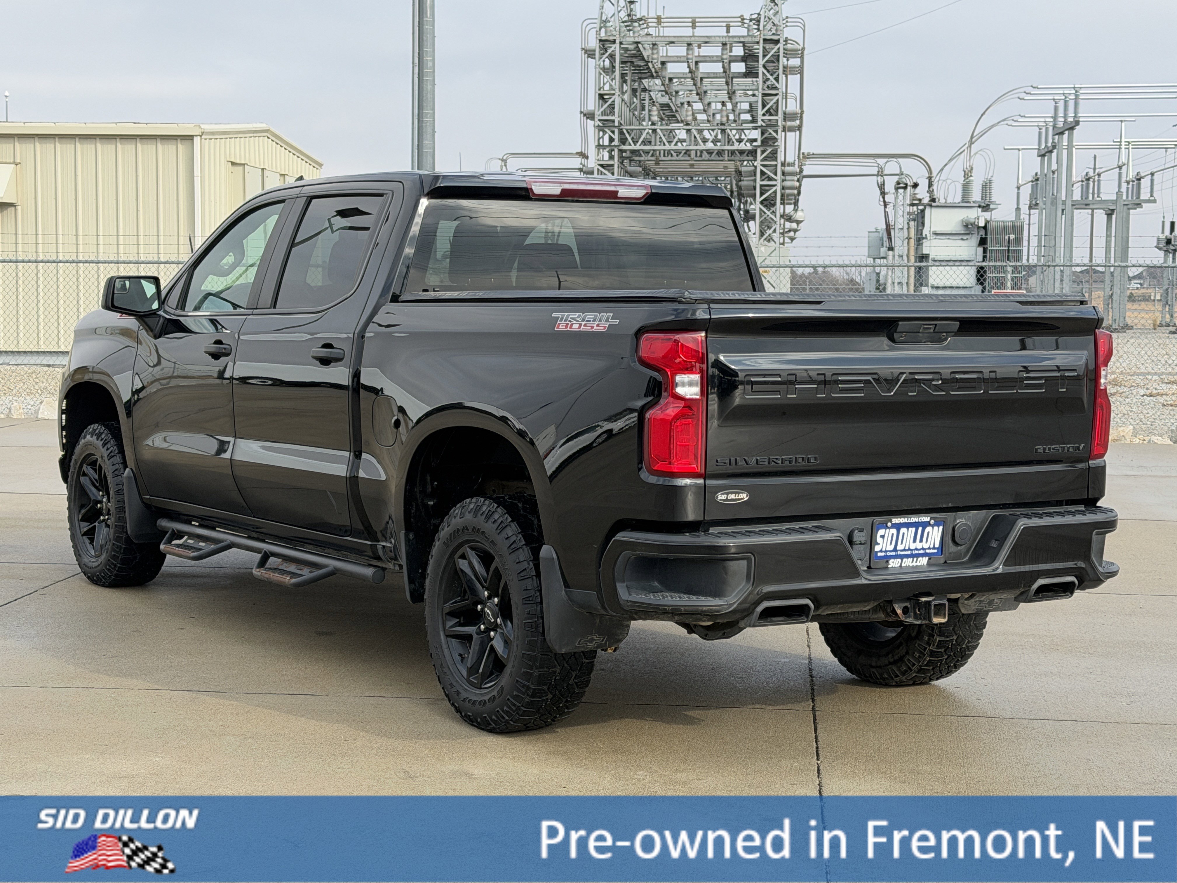Certified 2021 Chevrolet Silverado 1500 Custom Trail Boss w/ Midnight Edition AWD/4WD image 7