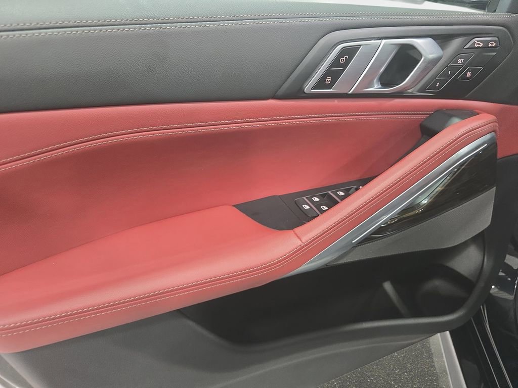 Used 2024 BMW X6 M60i image 26