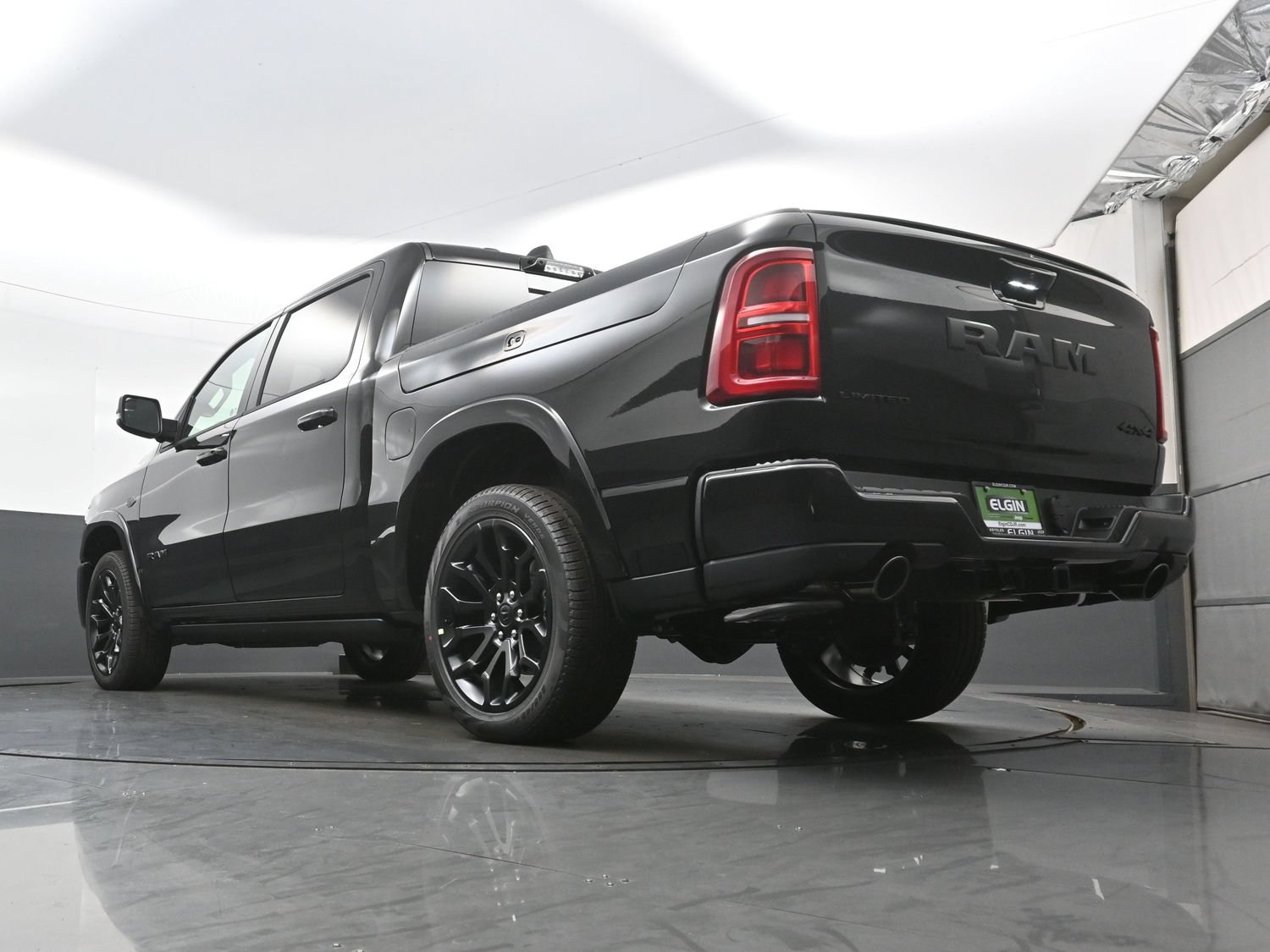 New 2027 RAM 1500 Limited AWD/4WD image 16