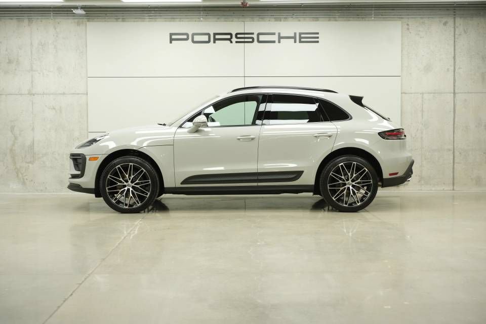 New 2026 Porsche Macan AWD/4WD image 2