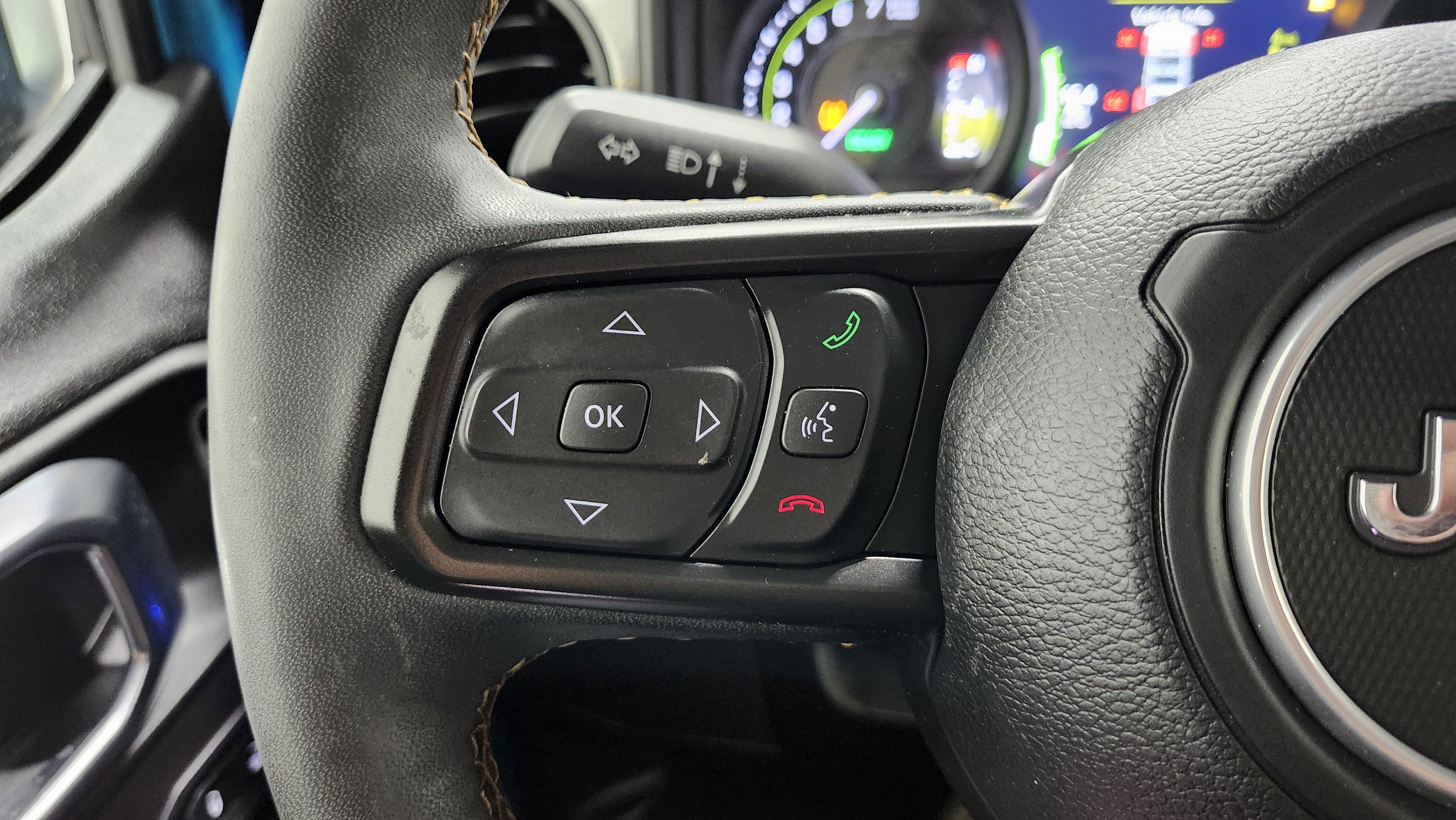 Used 2024 Jeep Wrangler Sport S w/ Convenience Group image 33