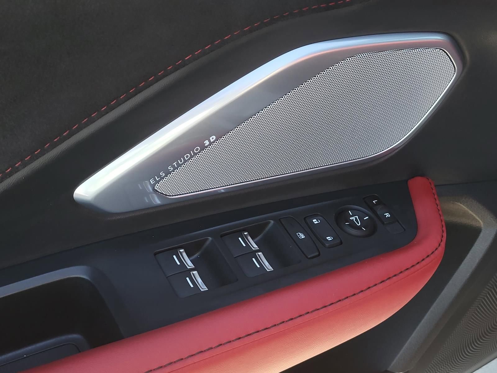 Used 2025 Acura RDX A-Spec image 17