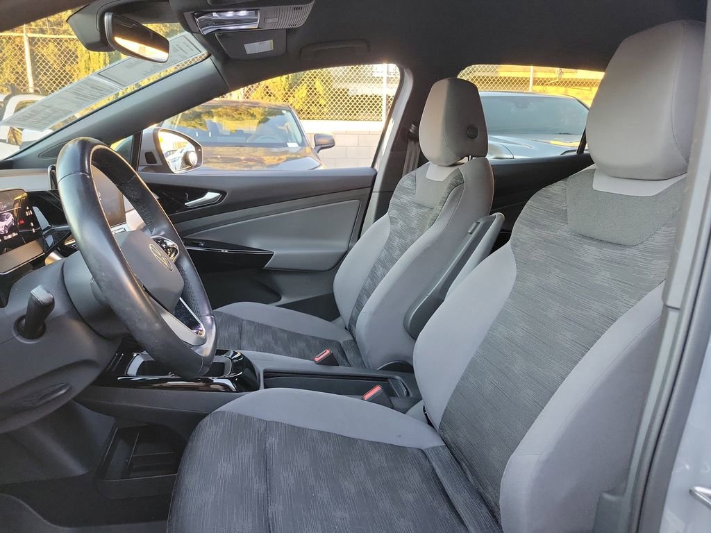 Used 2021 Volkswagen ID.4 Pro image 16