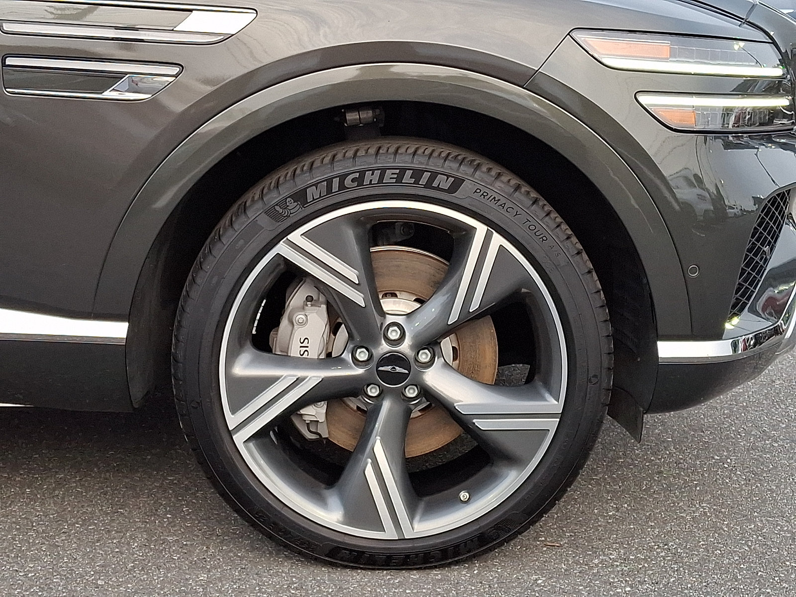 Certified 2025 Genesis GV80 3.5T Prestige AWD/4WD image 8