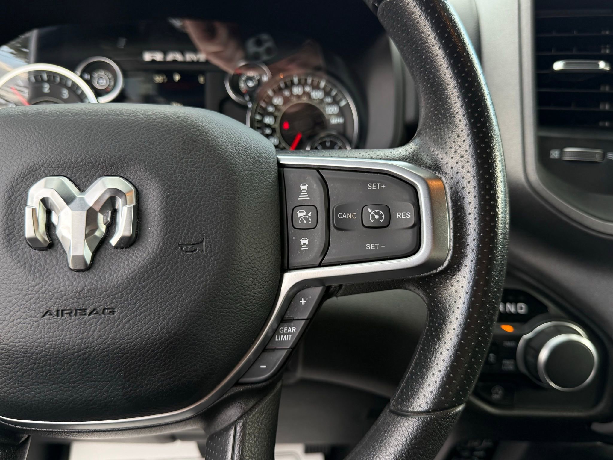 Used 2025 RAM 1500 Tradesman image 38