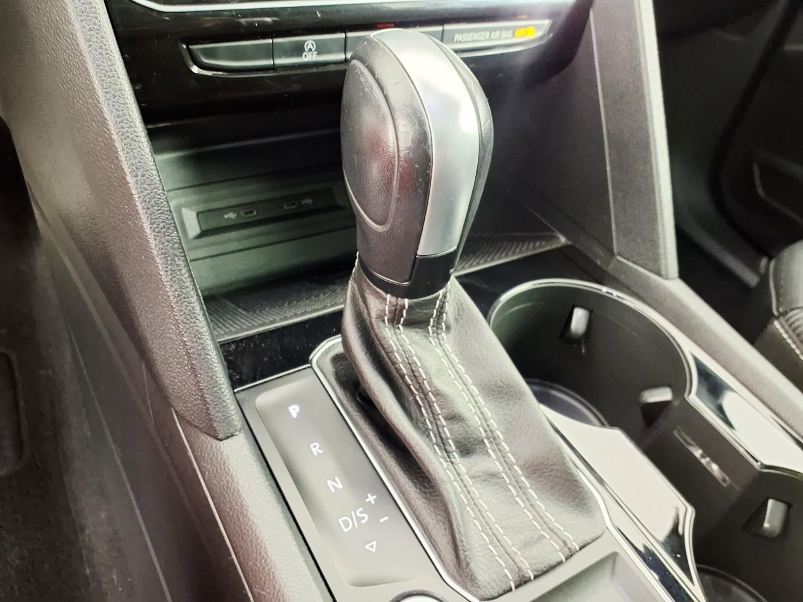 Used 2021 Volkswagen Atlas Cross Sport SEL R-Line w/ Cross Sport MDO Package image 20