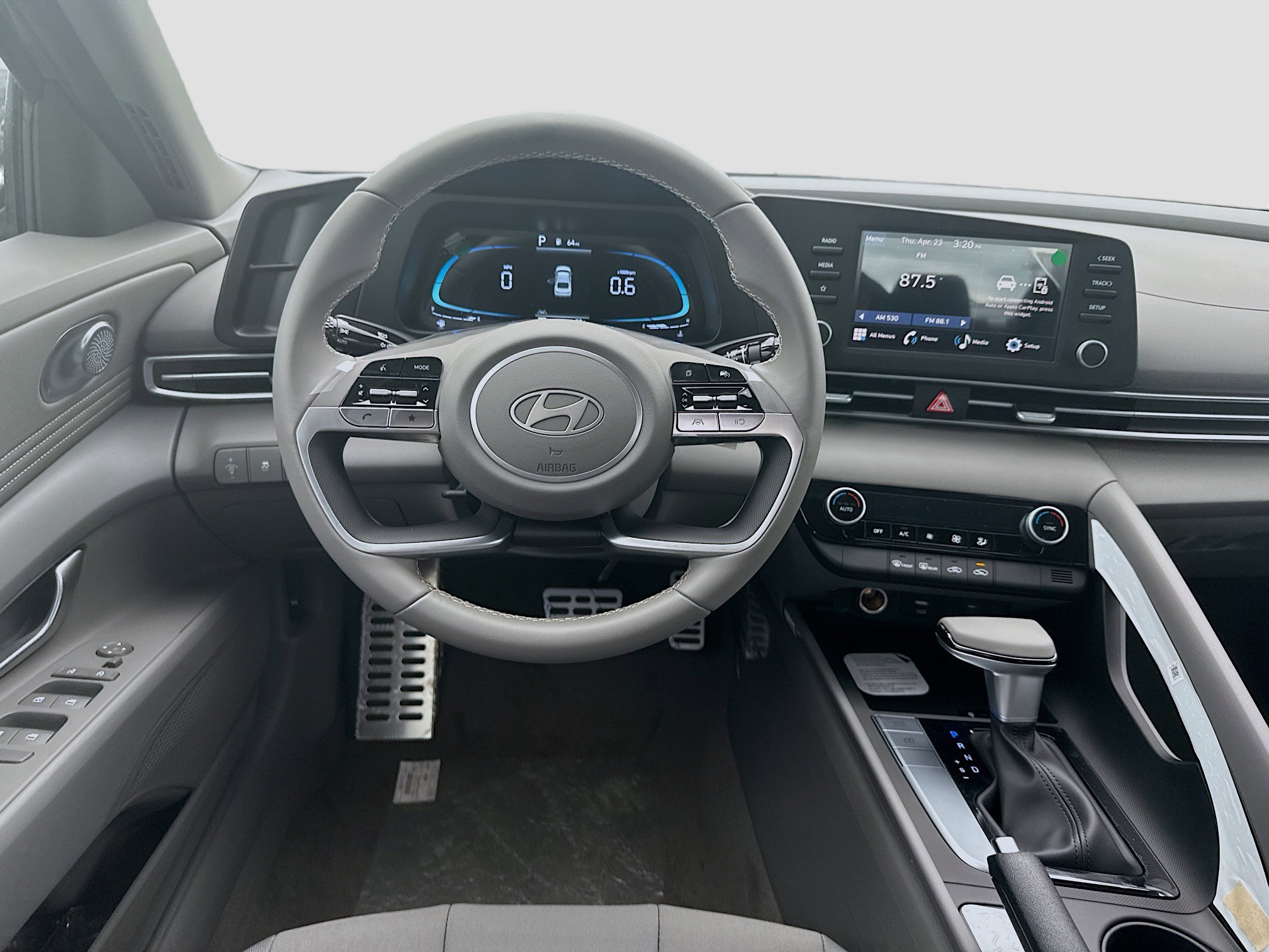 New 2026 Hyundai Elantra Sport w/ Cargo Package image 15