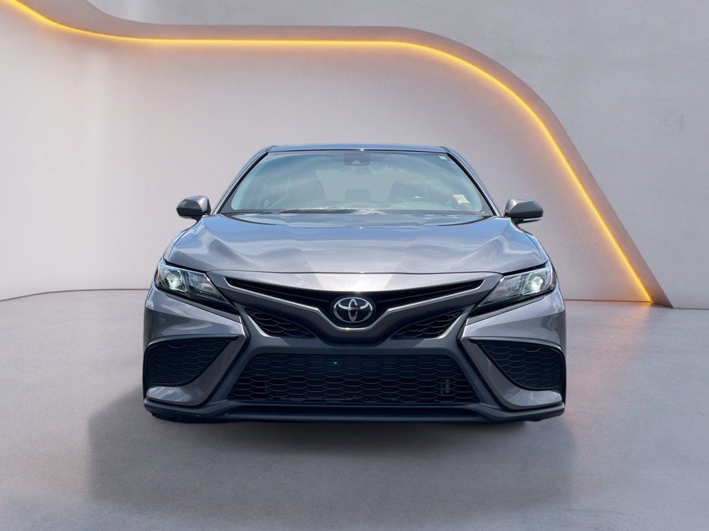 Used 2023 Toyota Camry SE video 2