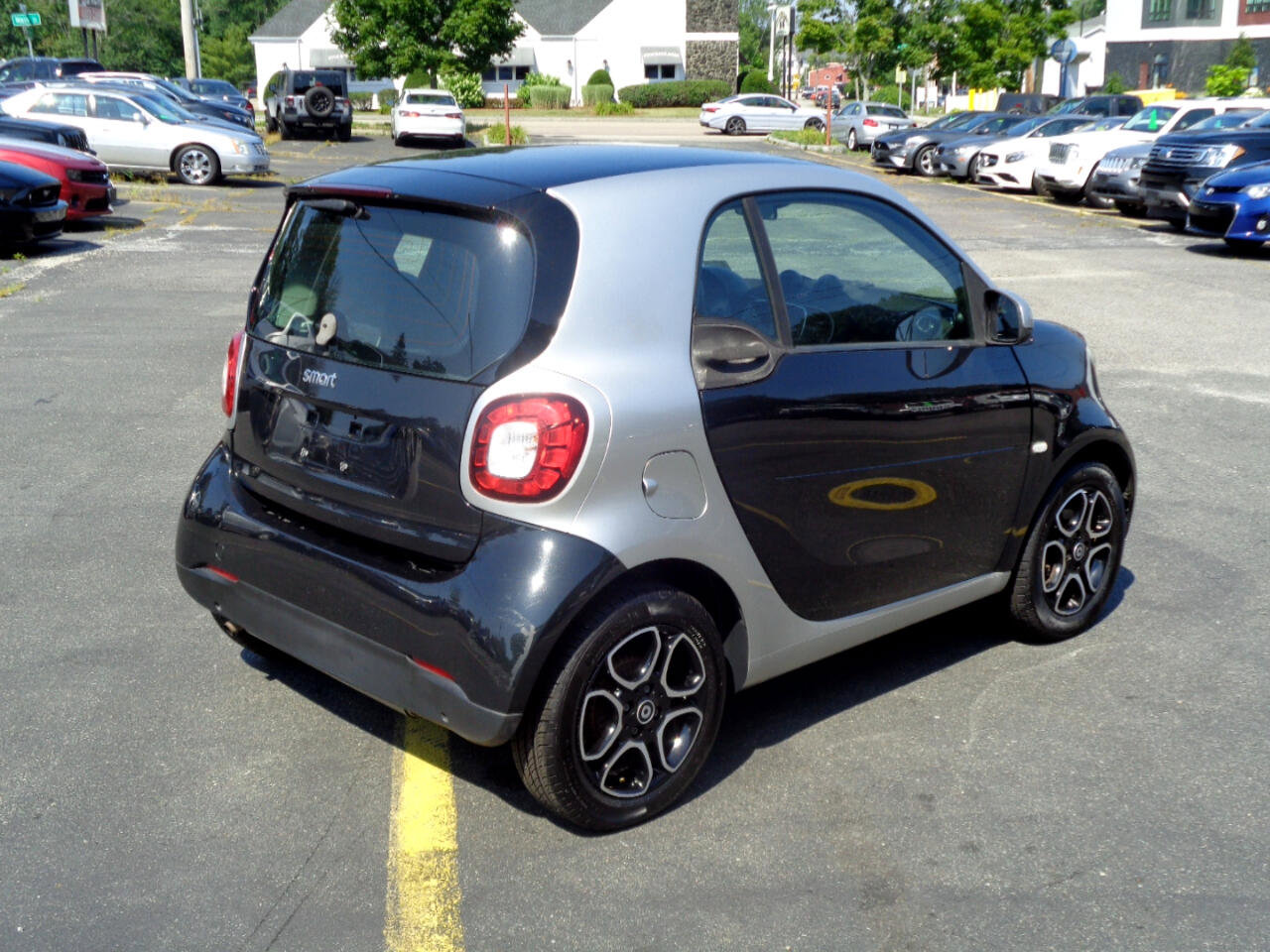 Used 2016 smart fortwo passion image 16