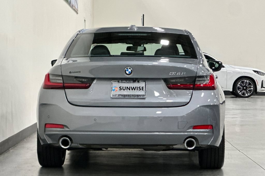 Used 2025 BMW 330i Sedan RWD image 5