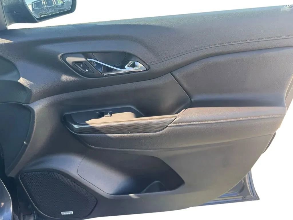 Used 2019 GMC Acadia SLE w/ Driver Alert Package I image 15