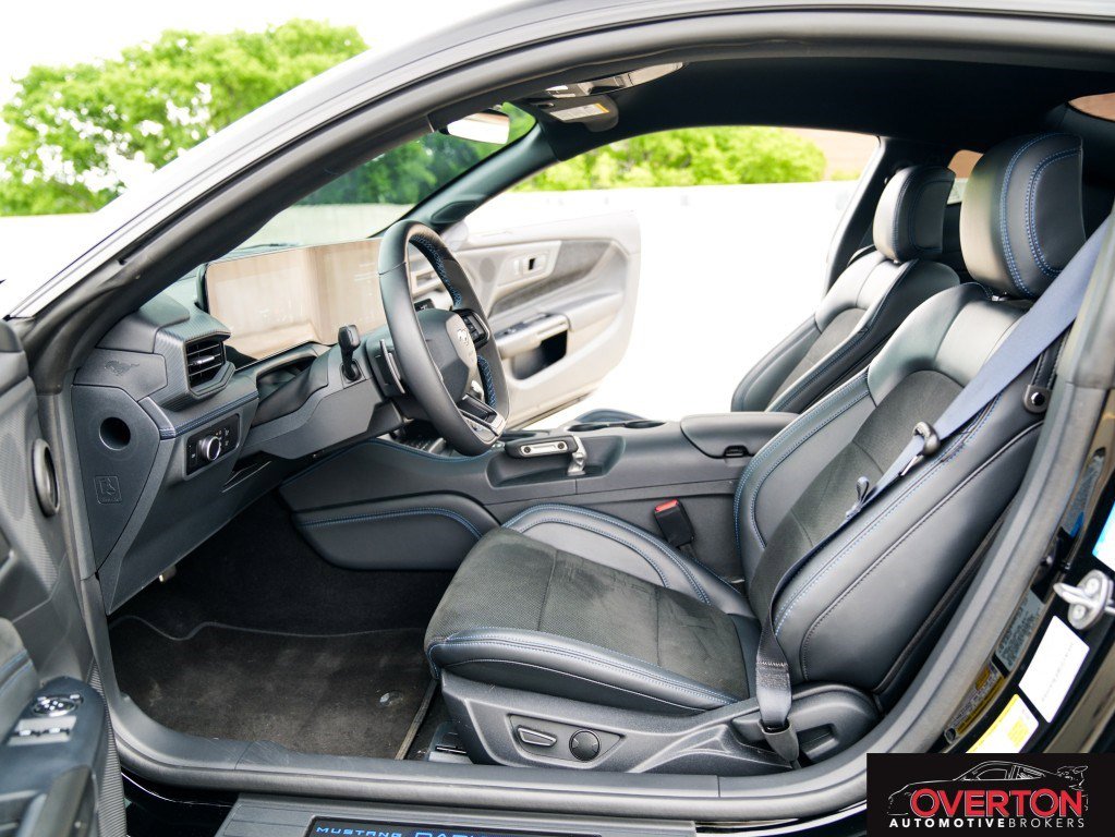 Used 2024 Ford Mustang Dark Horse image 15