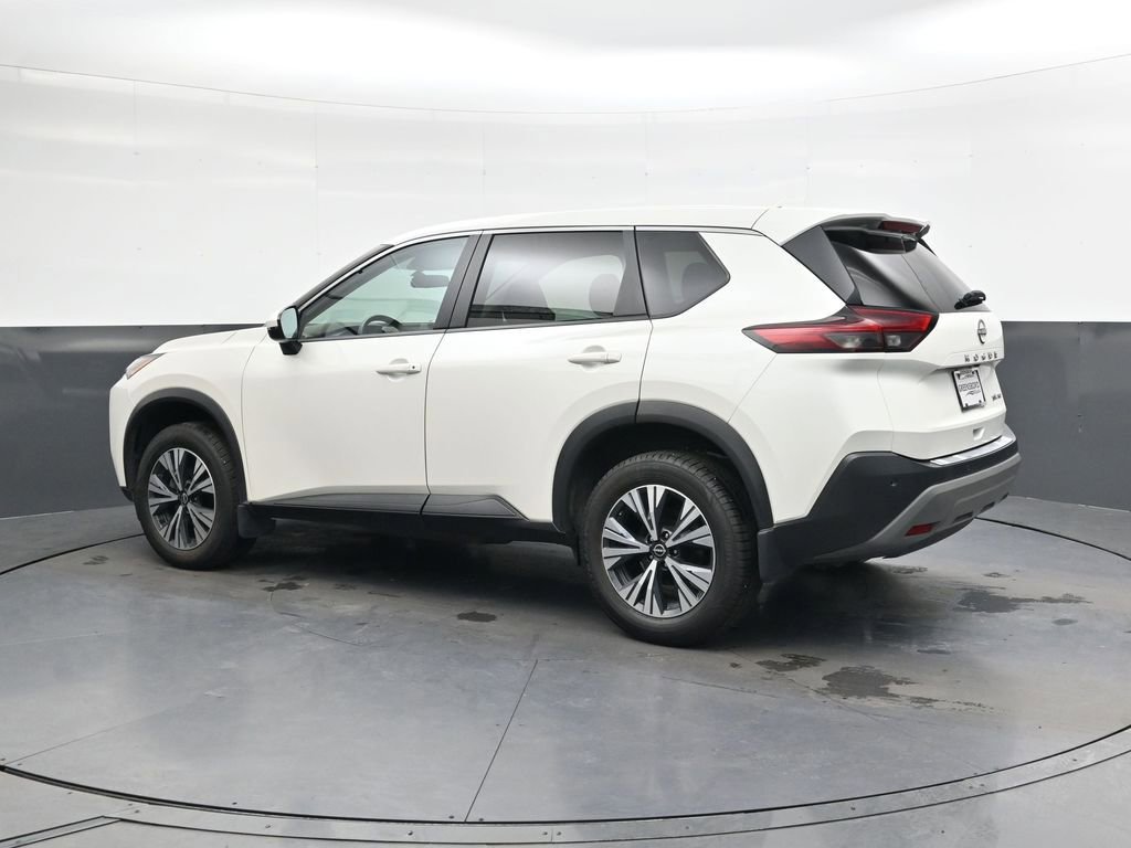Used 2022 Nissan Rogue SV image 7