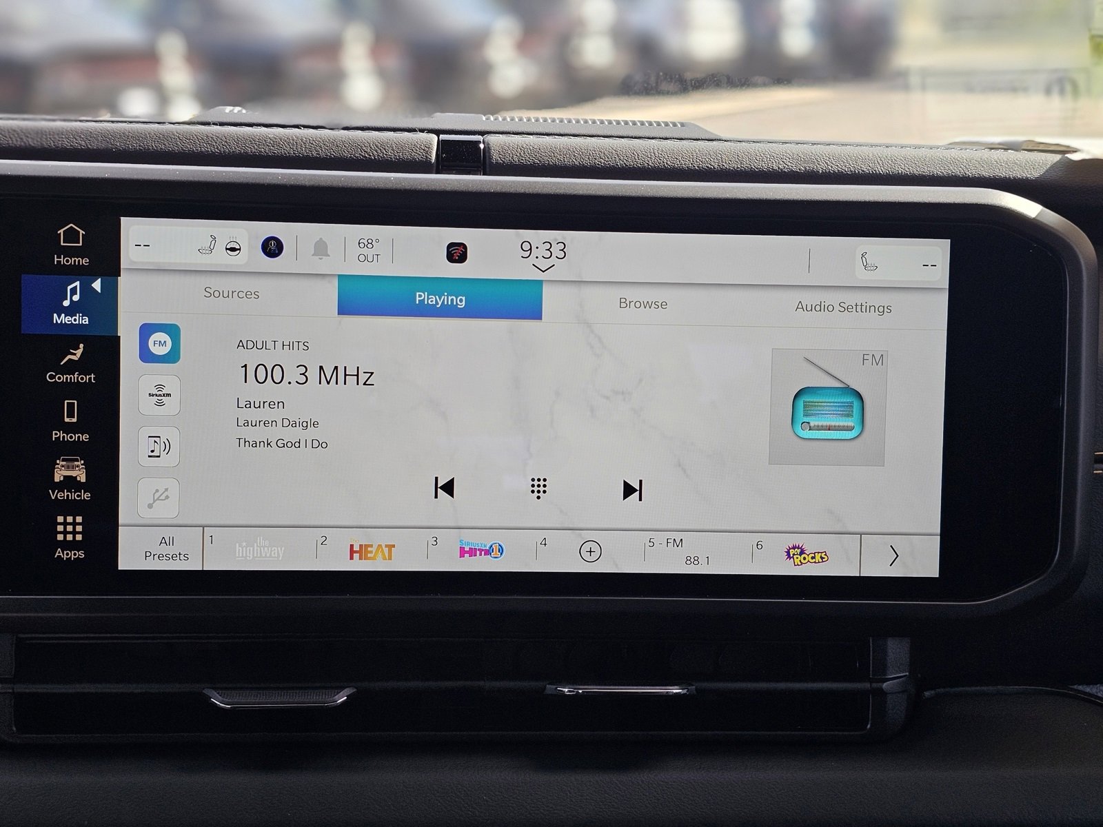 New 2026 Jeep Gladiator Sahara image 12