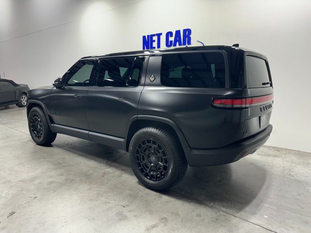 Used 2026 Rivian R1S Premium AWD/4WD image 32