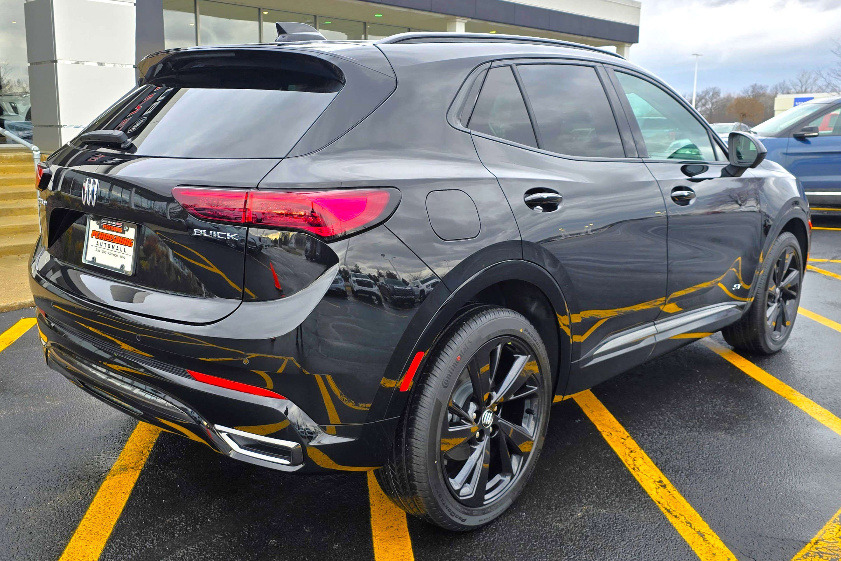 New 2026 Buick Envision Sport Touring image 9