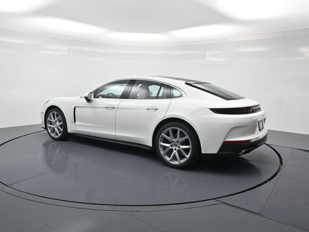 New 2026 Porsche Panamera image 3