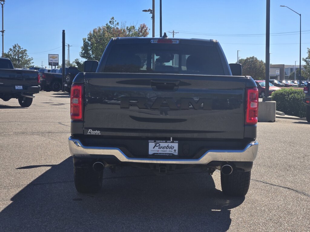 Used 2025 RAM 1500 Big Horn AWD/4WD image 4