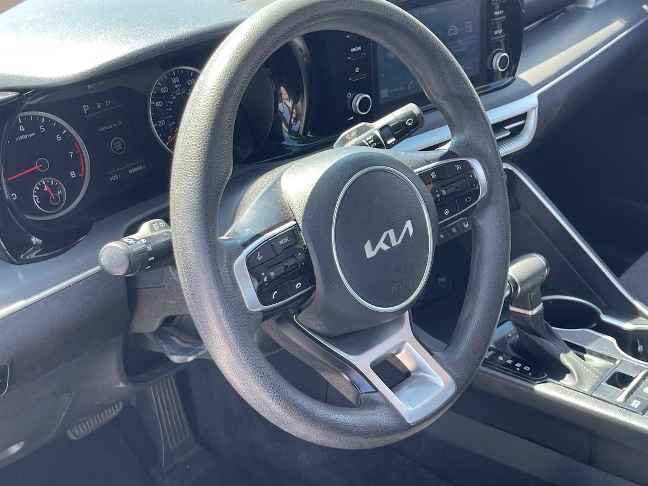 Used 2022 Kia K5 LXS FWD image 8