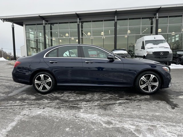 Used 2018 Mercedes-Benz E 300 4MATIC image 8