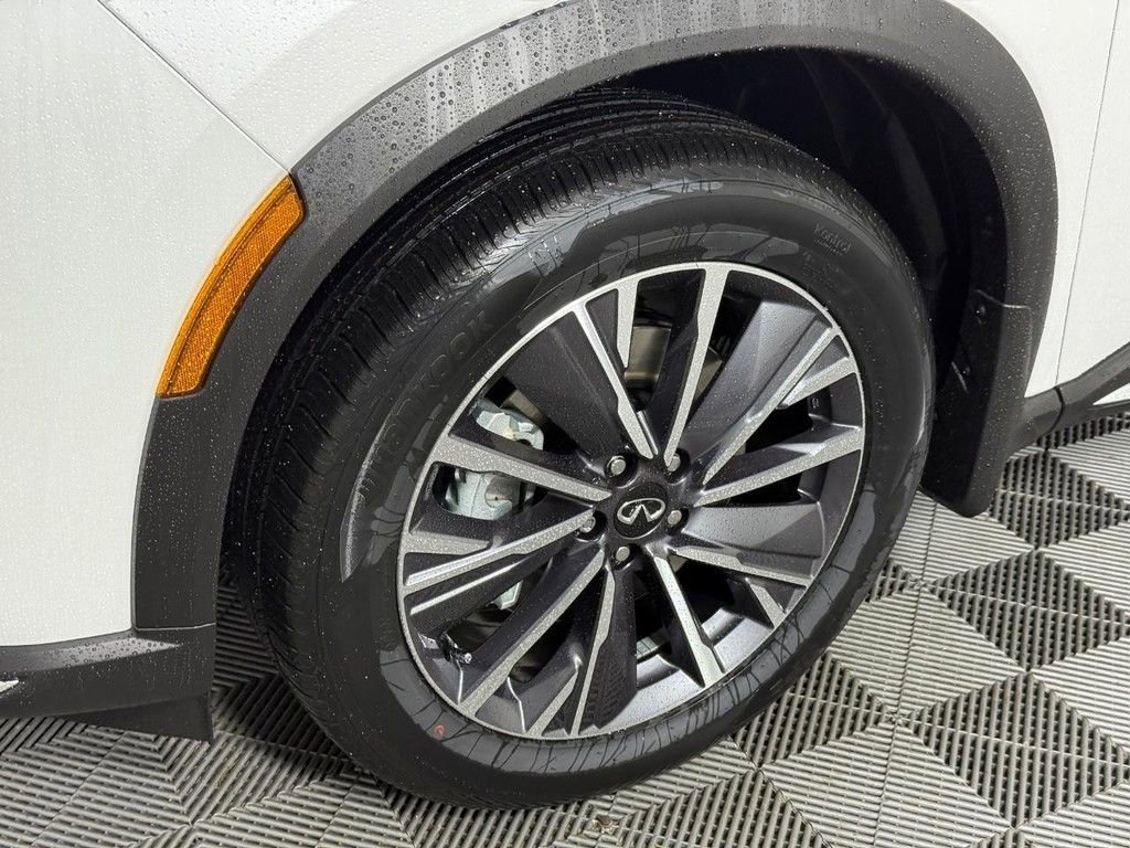 New 2026 INFINITI QX60 Luxe w/ Cargo Package image 11