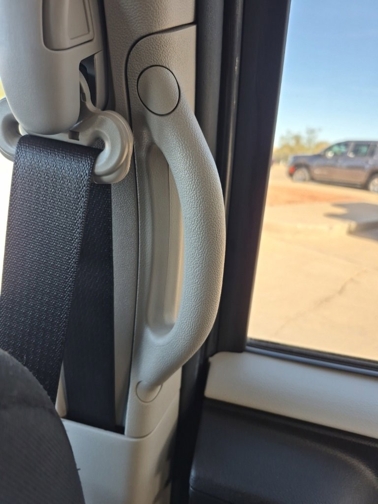 Used 2020 Dodge Grand Caravan SE w/ UConnect Hands-Free Group image 54