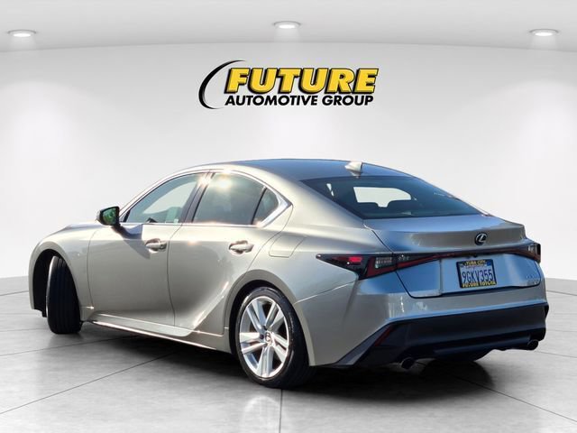 Used 2023 Lexus IS 300 w/ Comfort Package RWD image 7