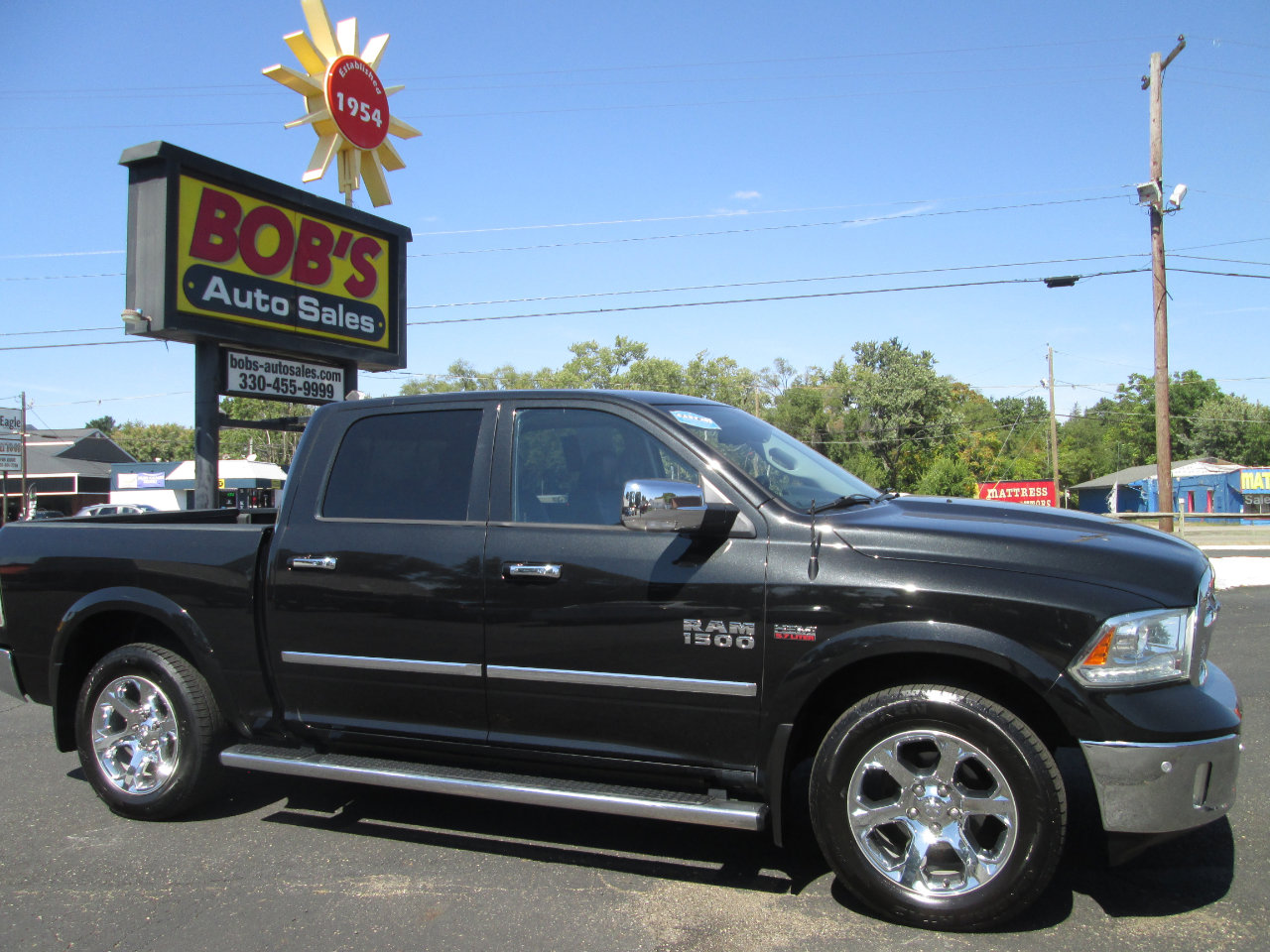 Used 2018 RAM 1500 Laramie w/ Convenience Group image 8