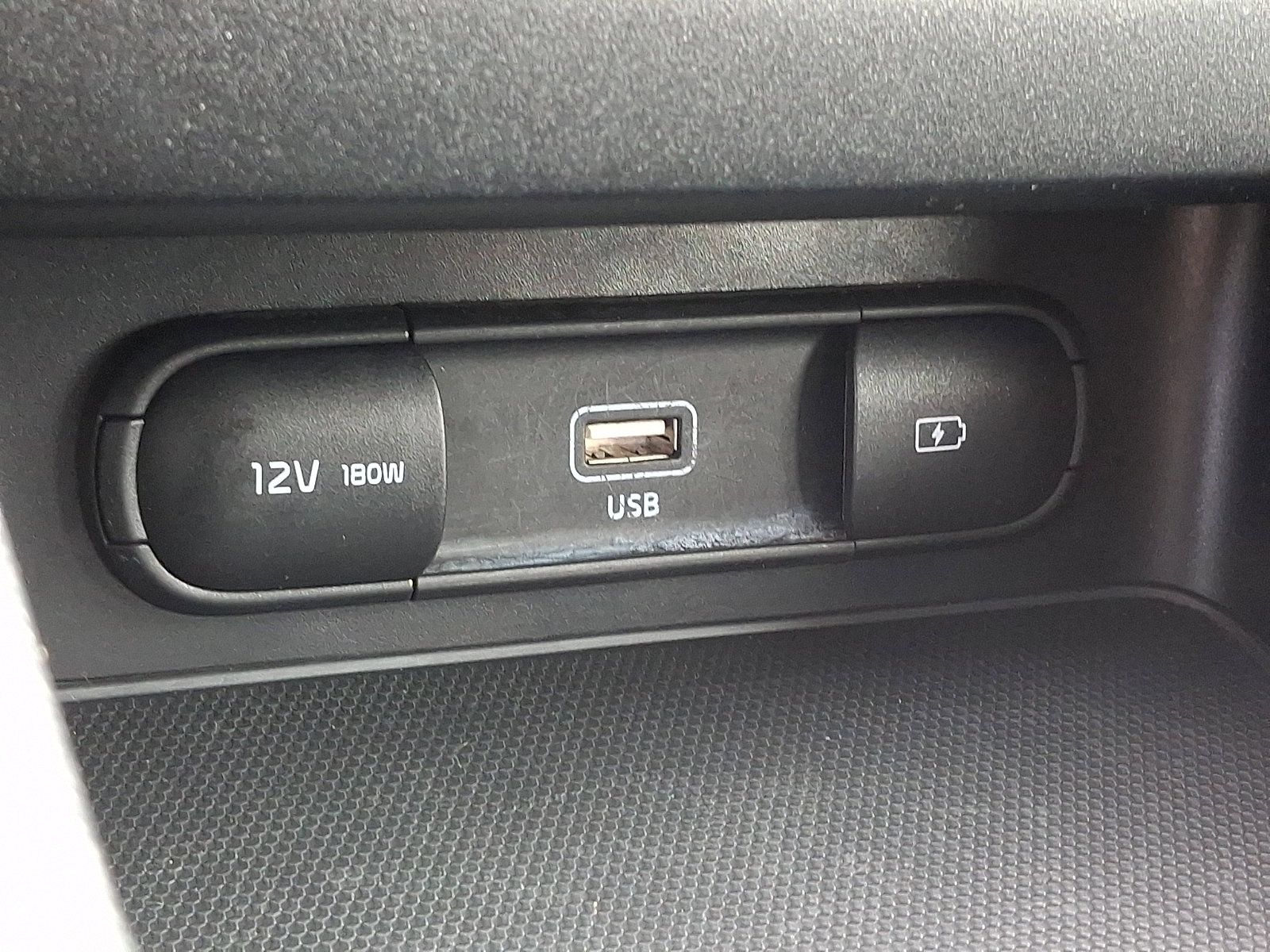 Certified 2024 Kia Forte LXS FWD image 23