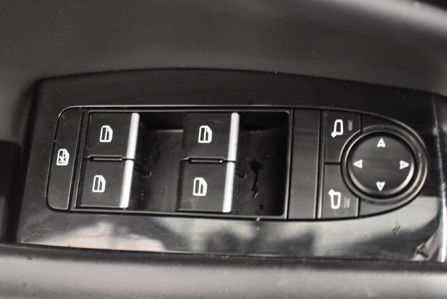 Used 2025 MAZDA MAZDA3 s FWD image 19