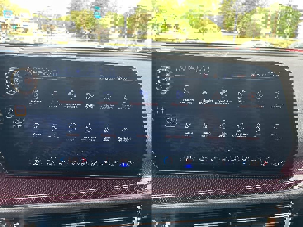 New 2026 Chevrolet Traverse Z71 AWD/4WD image 15