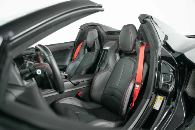 Used 2024 Chevrolet Corvette Z06 RWD image 16