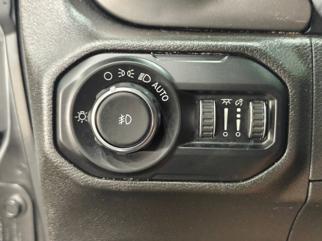 Used 2019 Jeep Wrangler Unlimited Sahara image 51