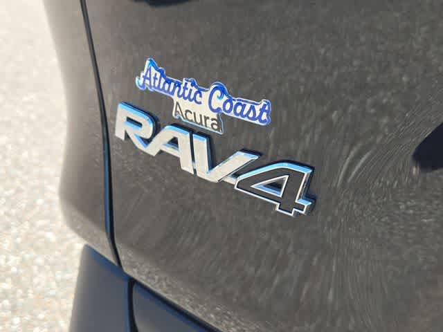 Used 2025 Toyota RAV4 Limited w/ Advanced Technology Package image 13