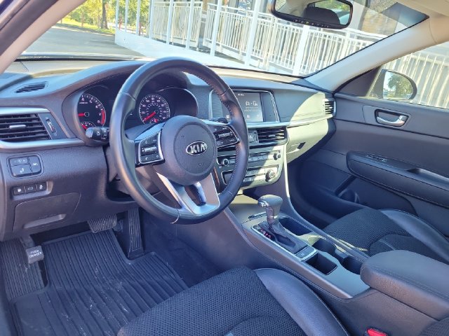 Used 2020 Kia Optima S FWD image 17