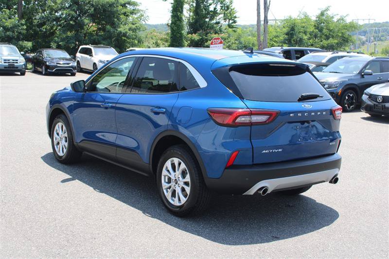 Used 2023 Ford Escape Active AWD/4WD image 5