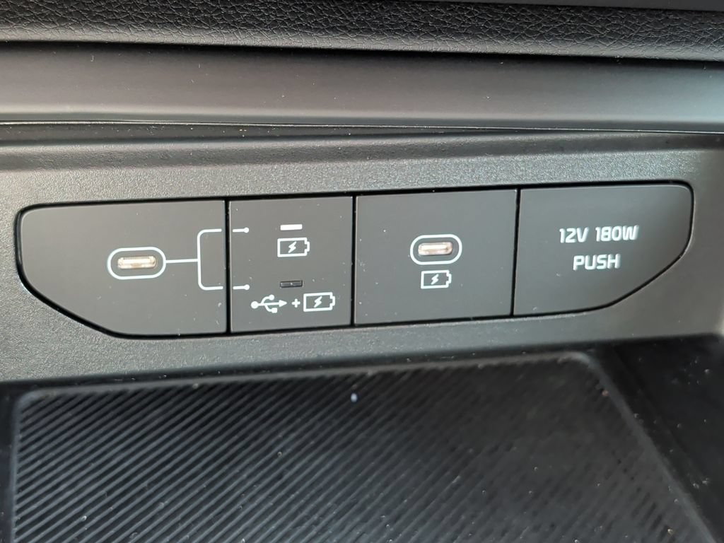 Used 2025 Kia K5 LXS FWD image 28