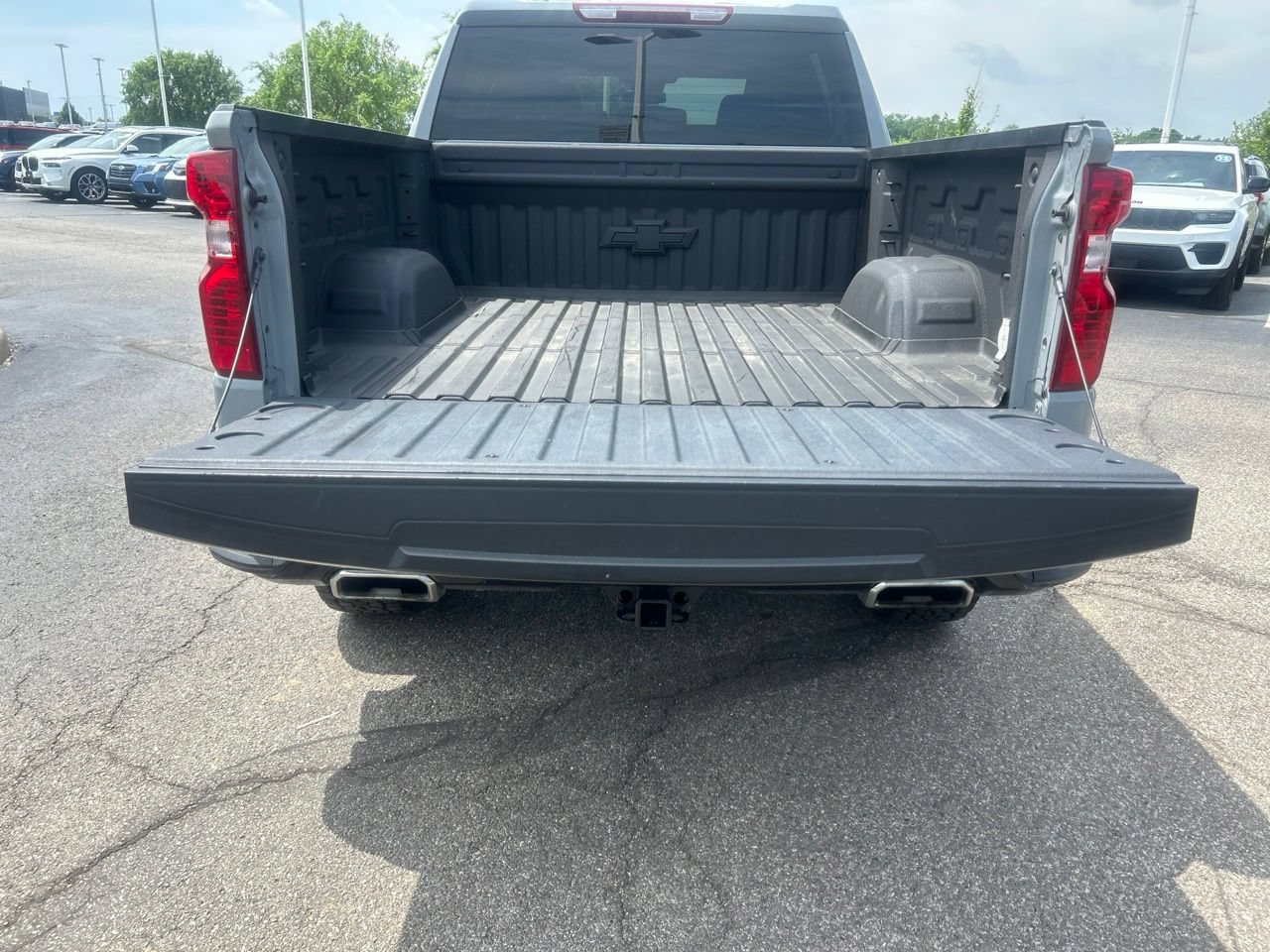 Used 2024 Chevrolet Silverado 1500 Custom Trail Boss w/ LPO, Dark Essentials Package AWD/4WD image 24