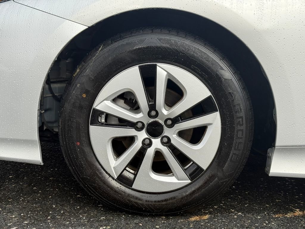 Used 2018 Toyota Prius Prime Plus FWD image 10