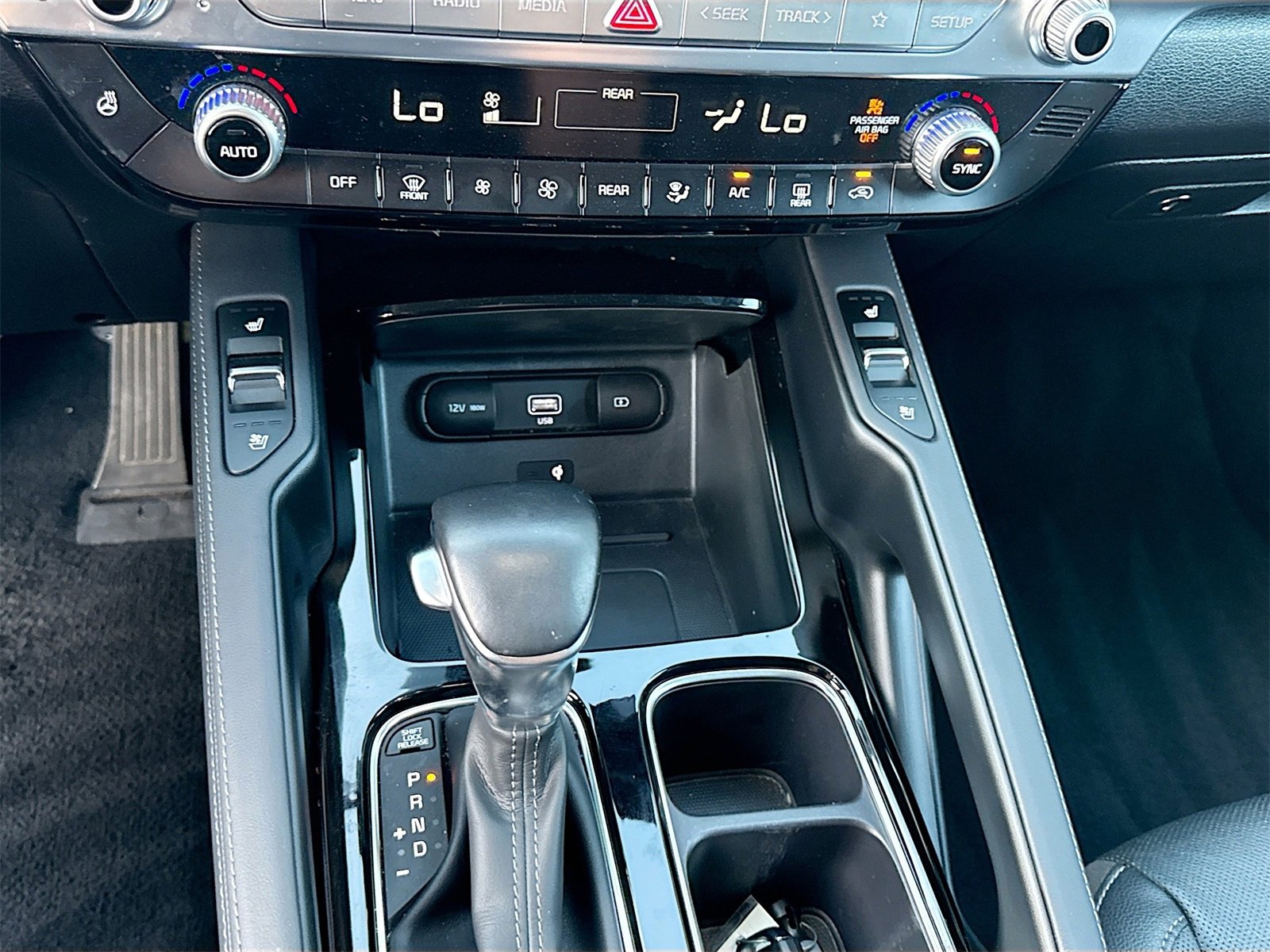 Used 2022 Kia Telluride EX w/ EX Premium Package image 21